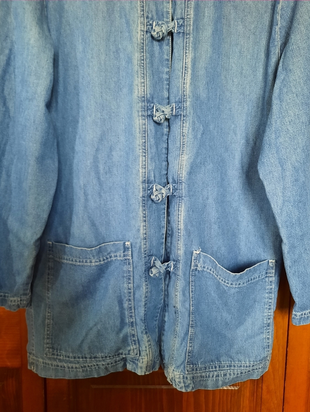 Norm Thompson Cotton Blend Medium Wash Denim Tang Jean Jacket Size Large - Picture 3 of 13